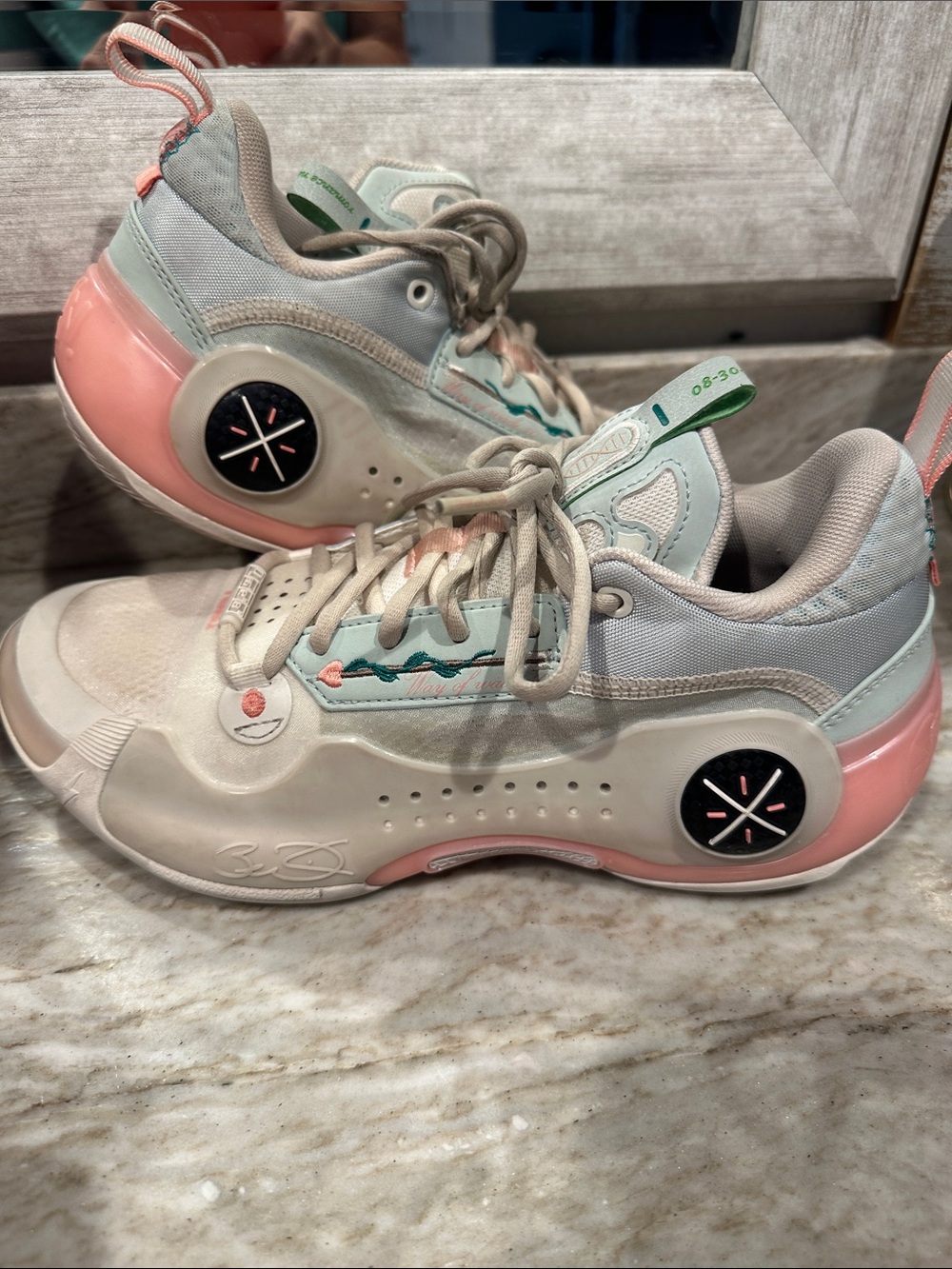 Women’s Way of Wade valentine’s Day, low sneaker